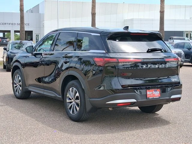 New 2027 BLACK OBSIDIAN INFINITI Pure FWD image 4