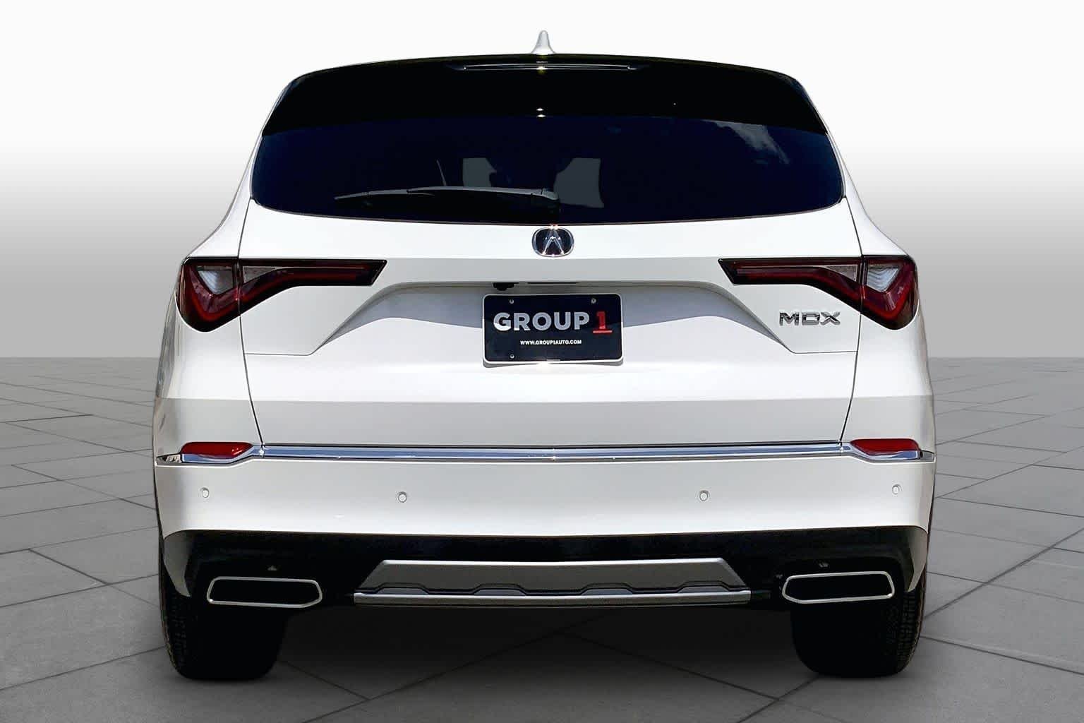 Used 2025 Platinum White Pearl Acura w/Technology Package image 5