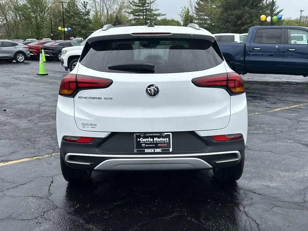 Used 2021 White Buick Select image 7
