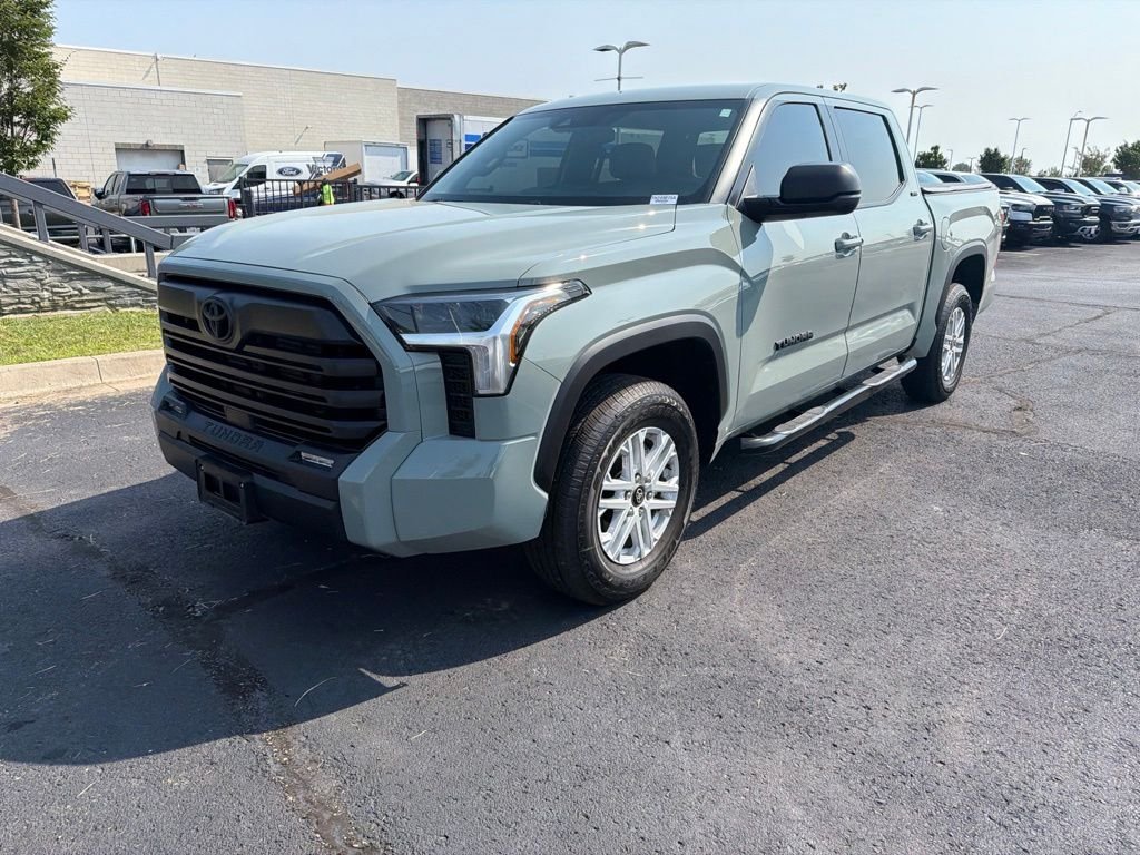 Used 2026  Toyota SR5 image 3