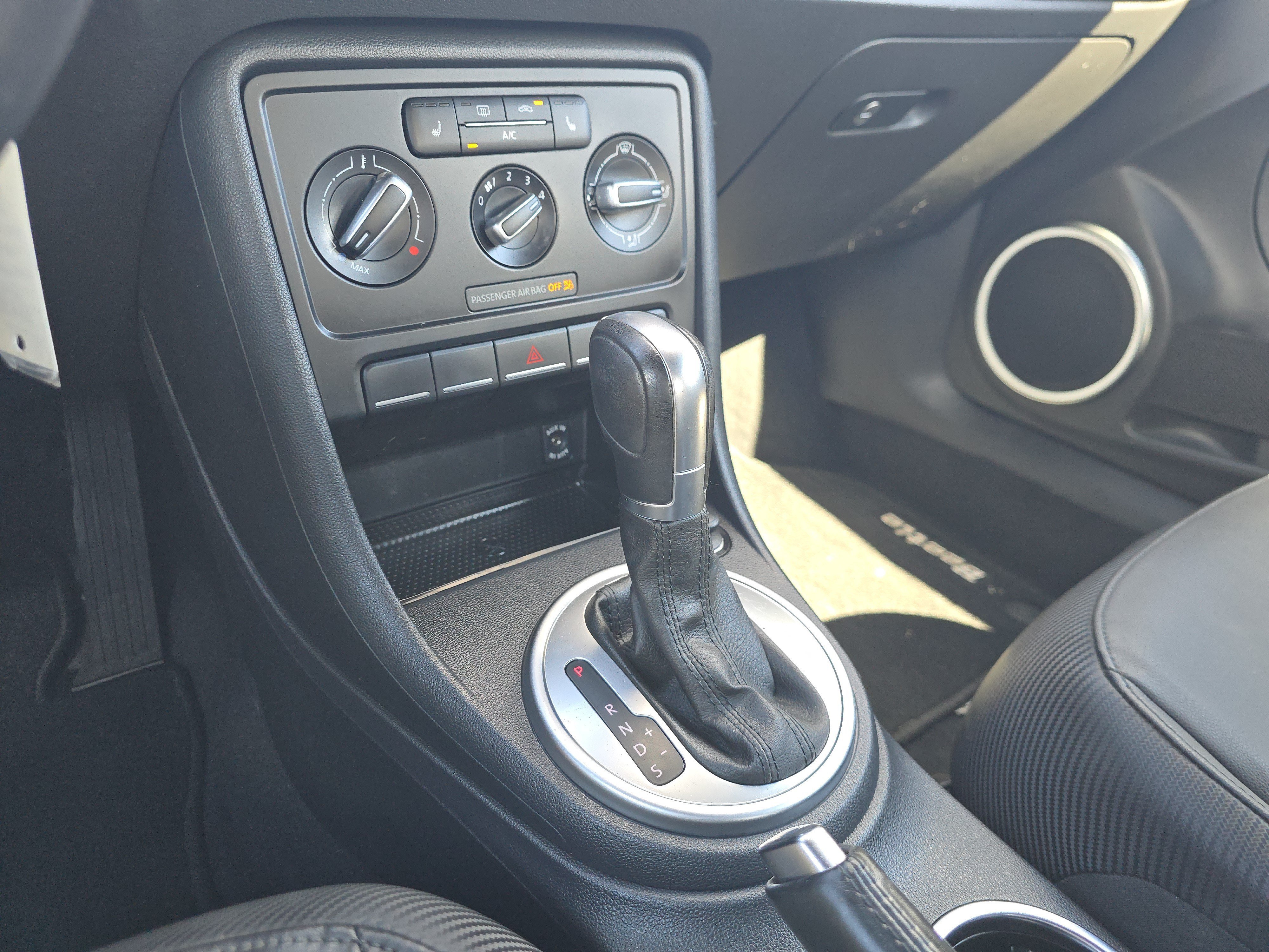 Used 2014 Gray Volkswagen 1.8T image 26