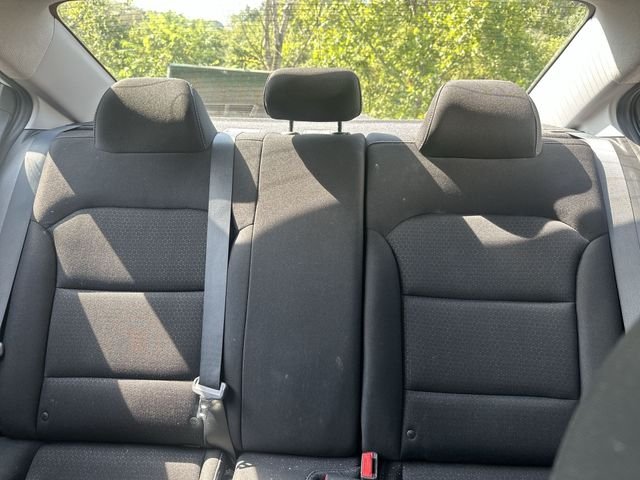 Used 2018 White Hyundai SEL image 27