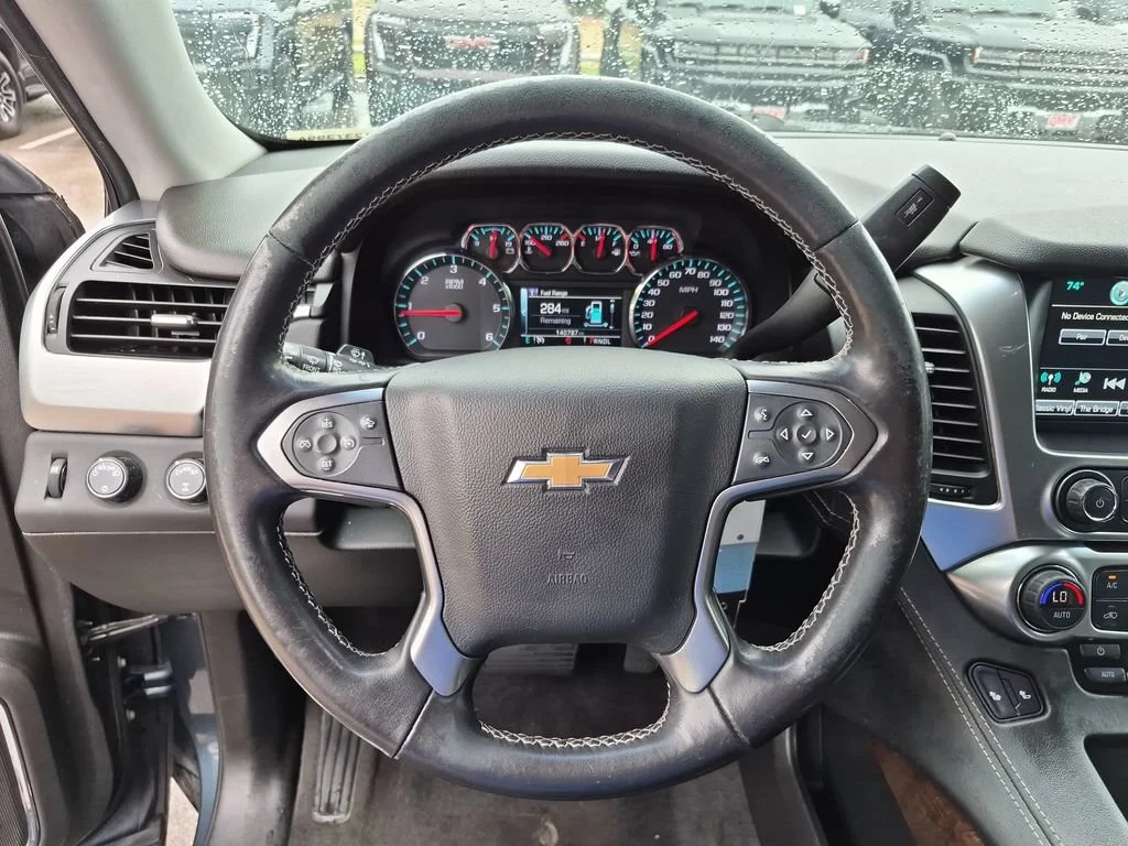 Used 2019 SHADOW GRAY METALLIC Chevrolet LT image 25