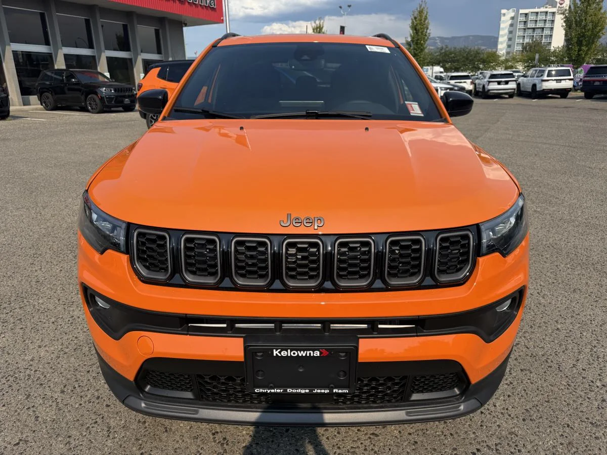 New 2026 joose (pl4) Jeep Altitude image 2