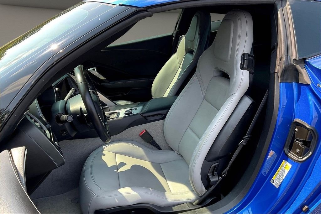 Used 2019 Blue Chevrolet Stingray image 23