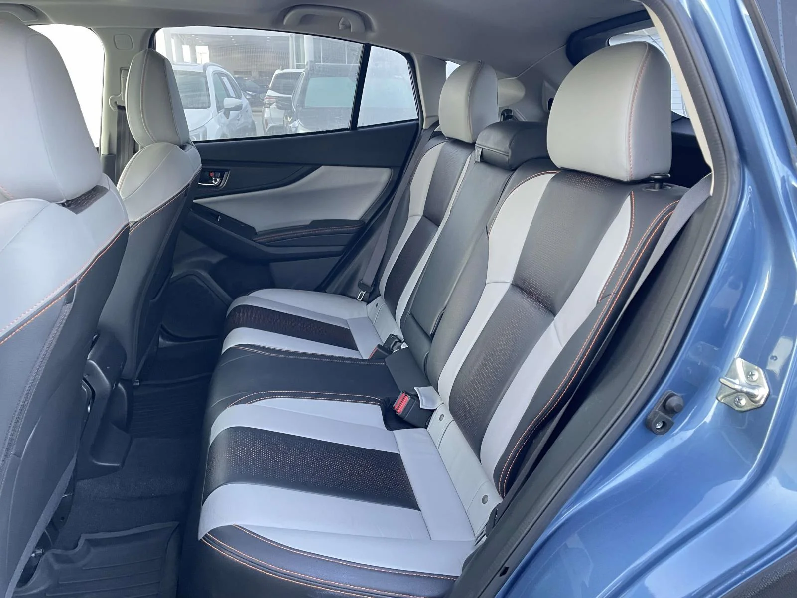 Used 2021 Horizon Blue Pearl Subaru Limited image 3