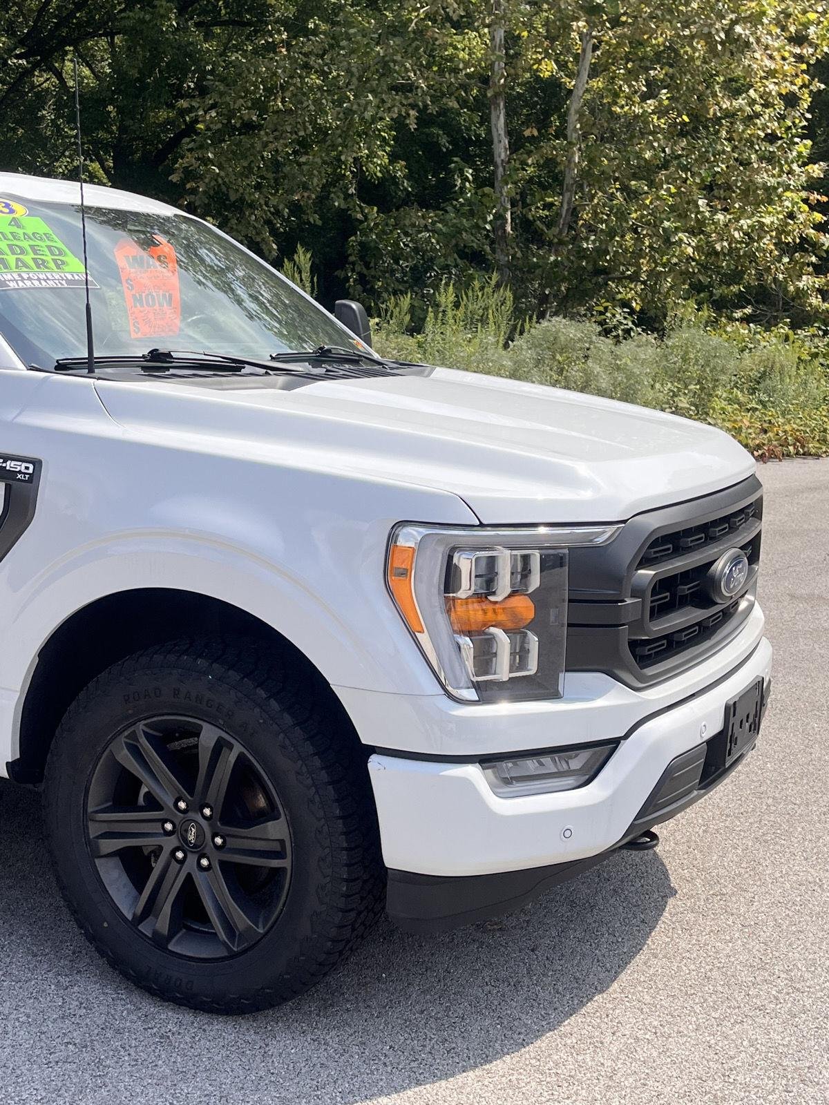 Used 2023 Oxford White Ford XLT image 8