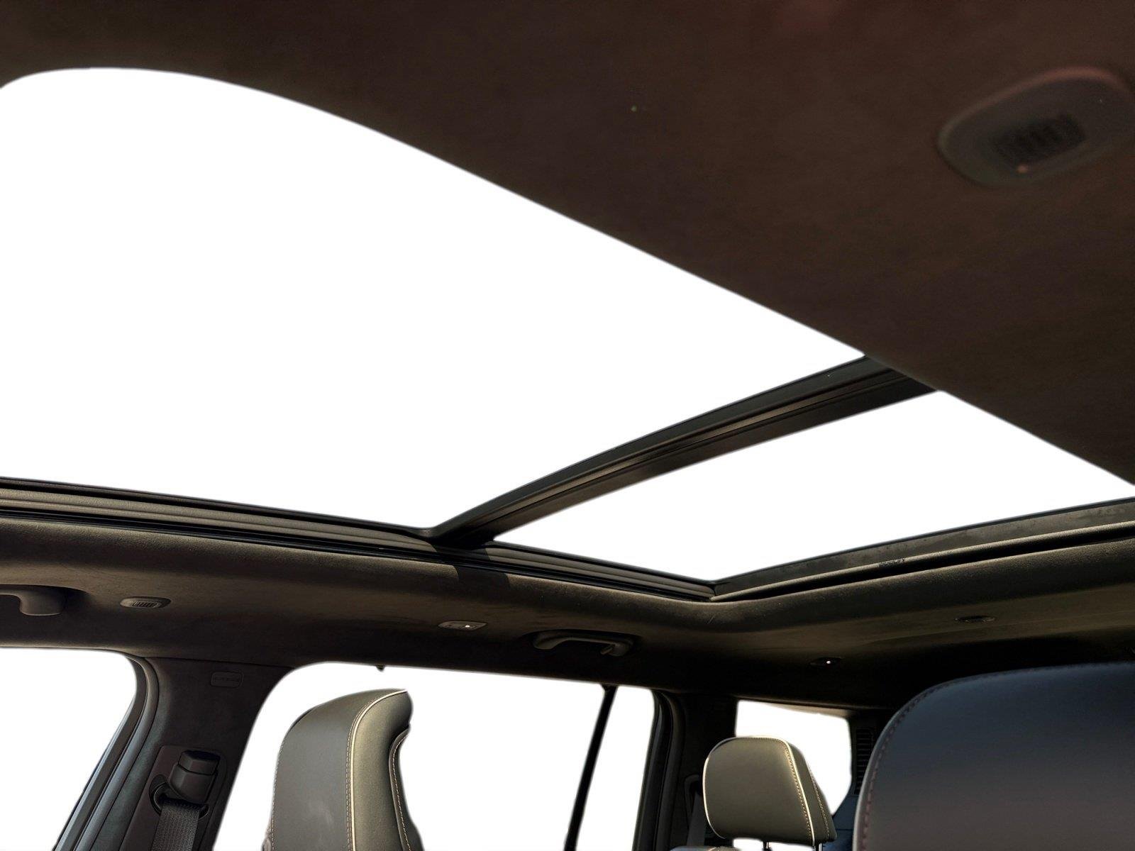 New 2026 Baltic Gray Metallic Clear-Coat Exterior Paint Jeep Summit image 22