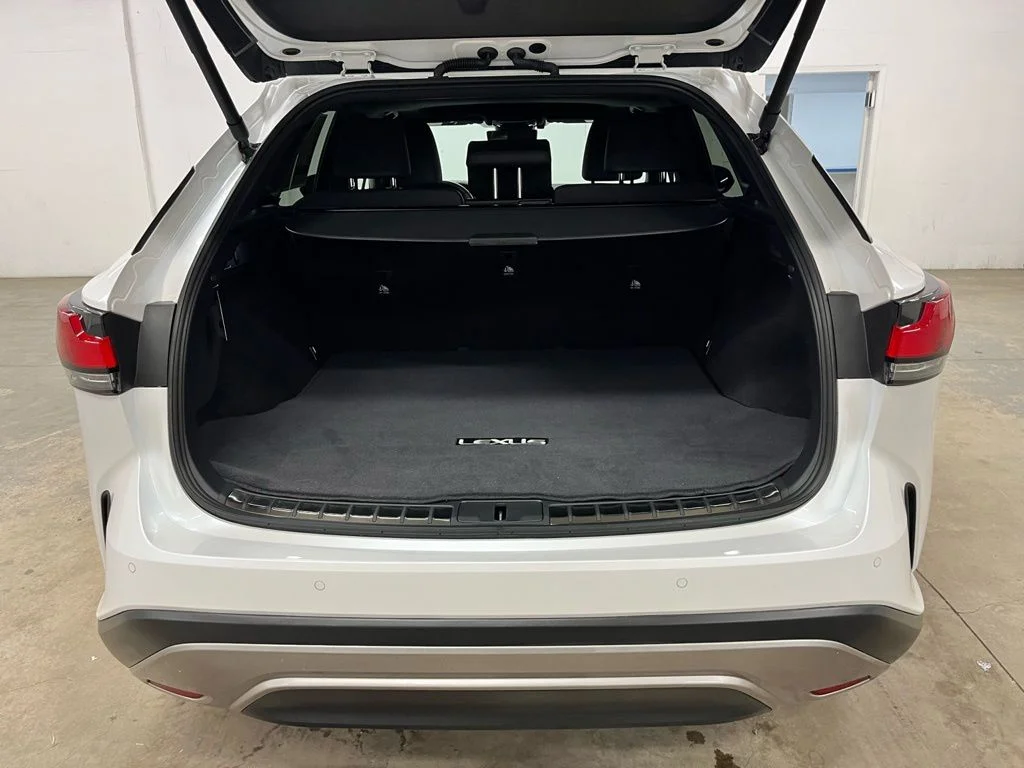 Used 2024 White Lexus 350h Premium Plus image 23