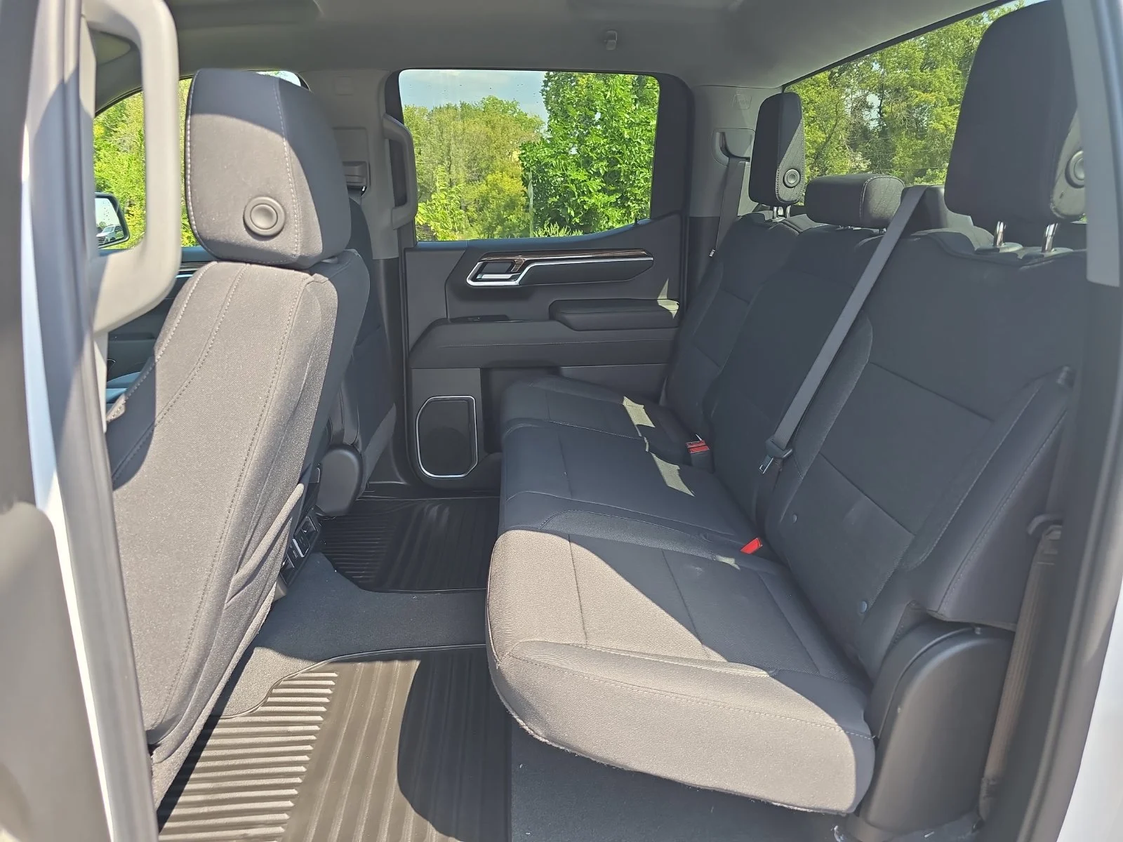 2026 Chevrolet Silverado 1500 LT - Photo 7
