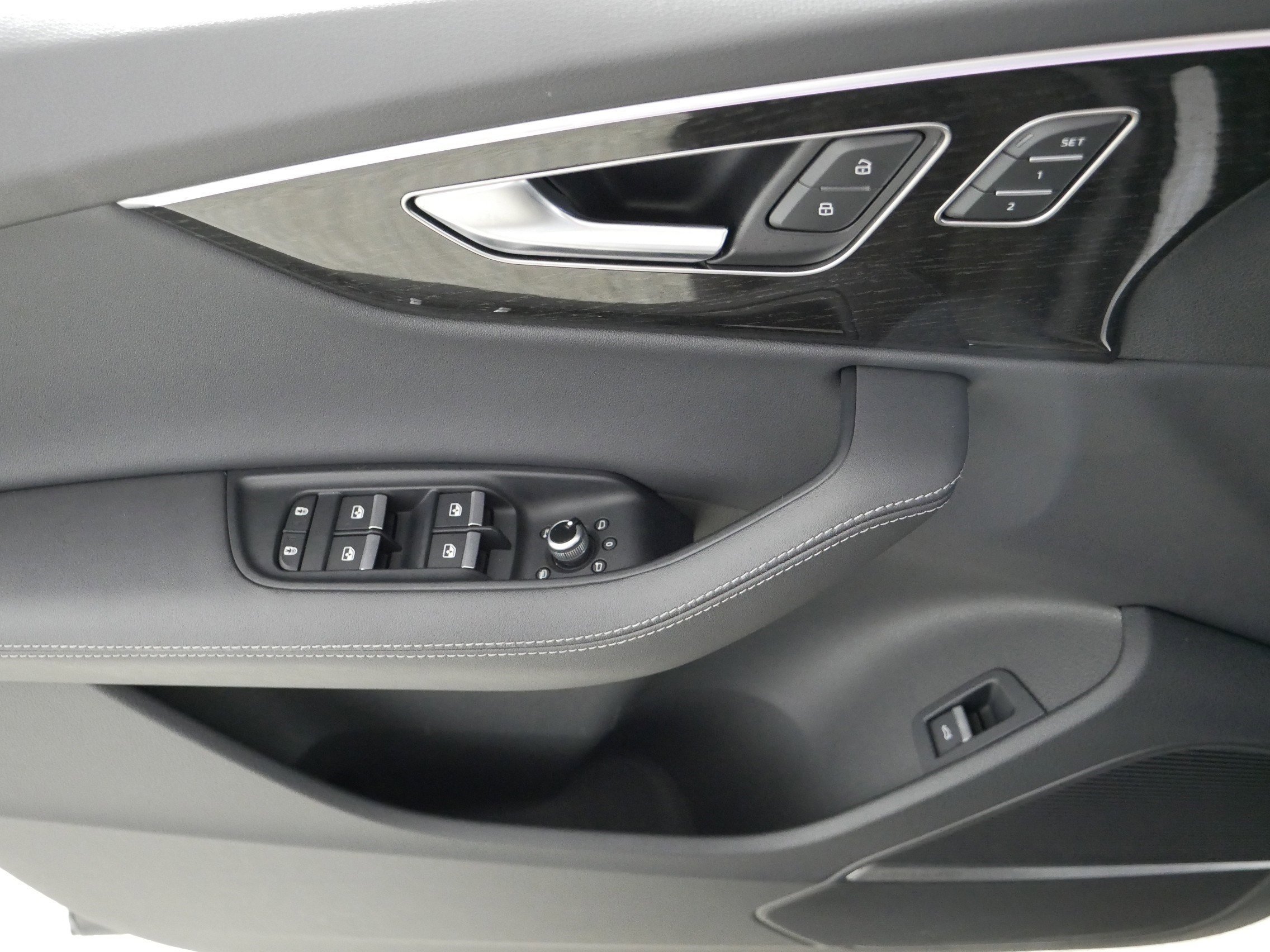 2025 Audi Q7 Premium Plus - Photo 19