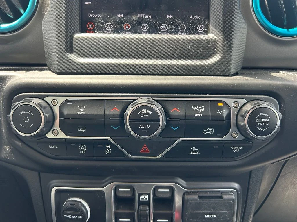 Used 2021 Black Jeep Unlimited Willys image 21