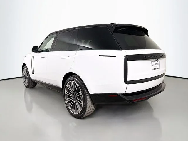 New 2026 Fuji White Land Rover SE image 7