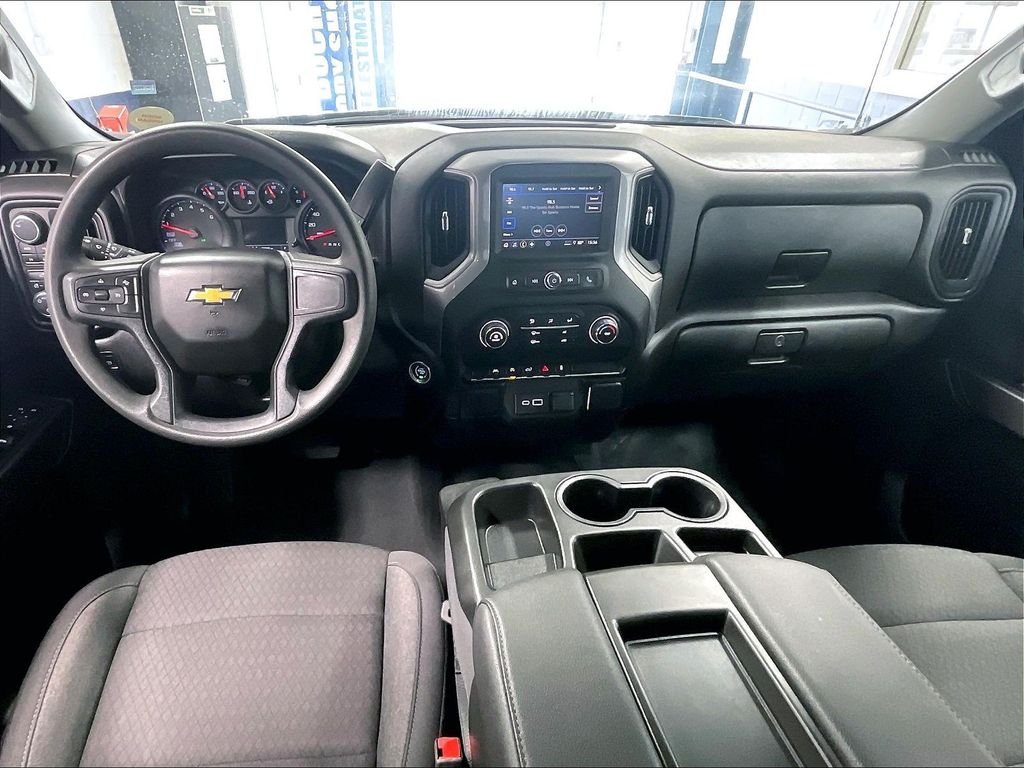 Used 2024 Gray Chevrolet Custom image 21