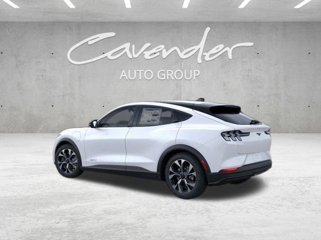 New 2026 Star White Metallic Tri-coat Ford Select image 5