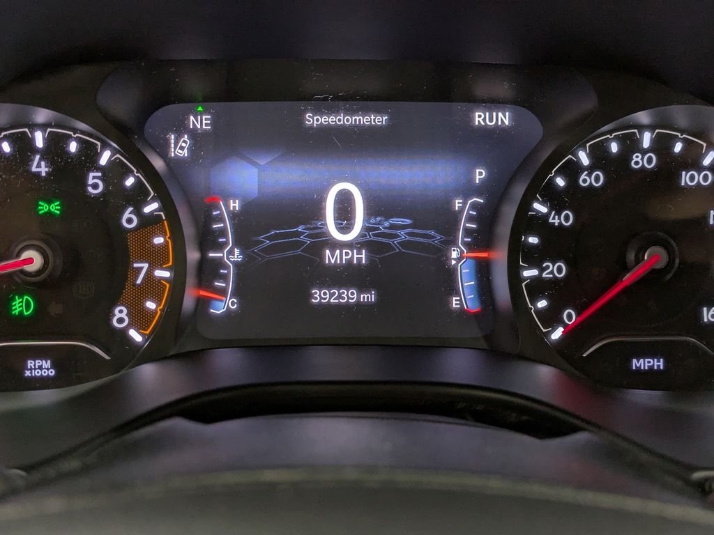 Used 2022 Gray Jeep Trailhawk image 33