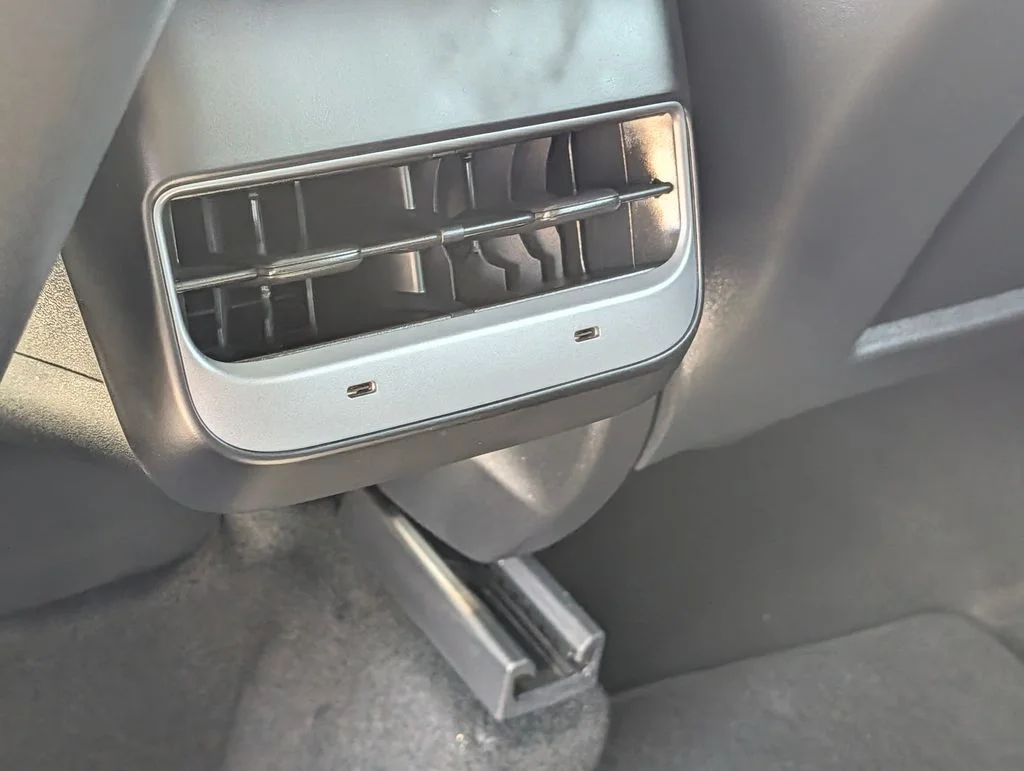 Used 2023  Tesla Performance image 15