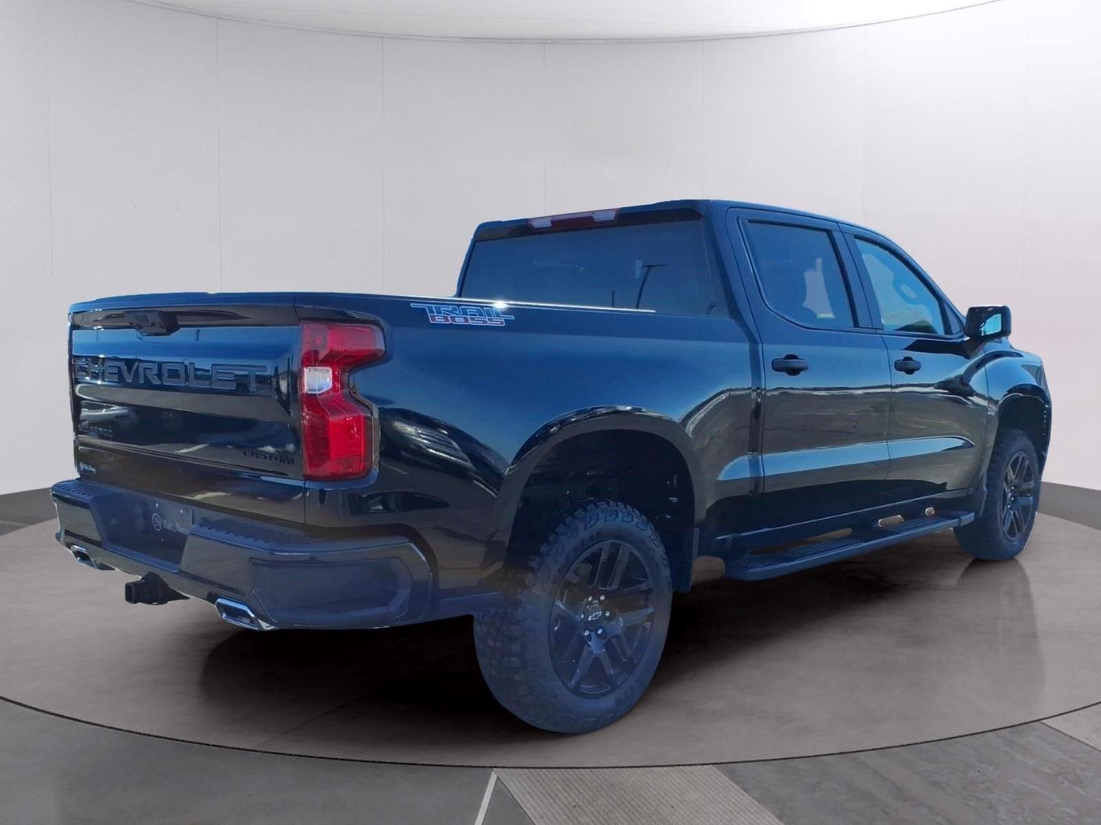 2026 Chevrolet Silverado 1500 Custom Trail Boss - Photo 5