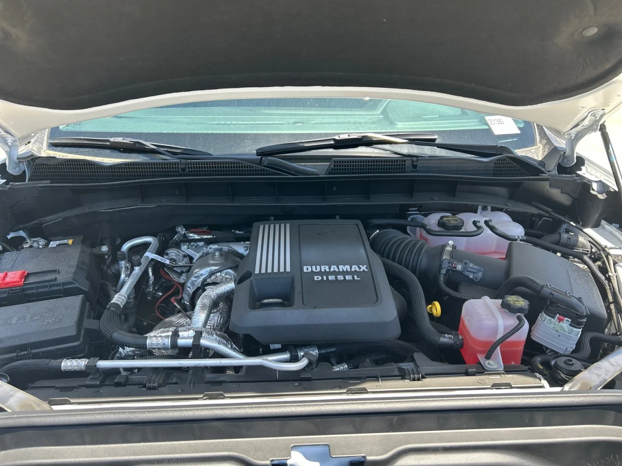 New 2026 Summit White GMC SLT image 9