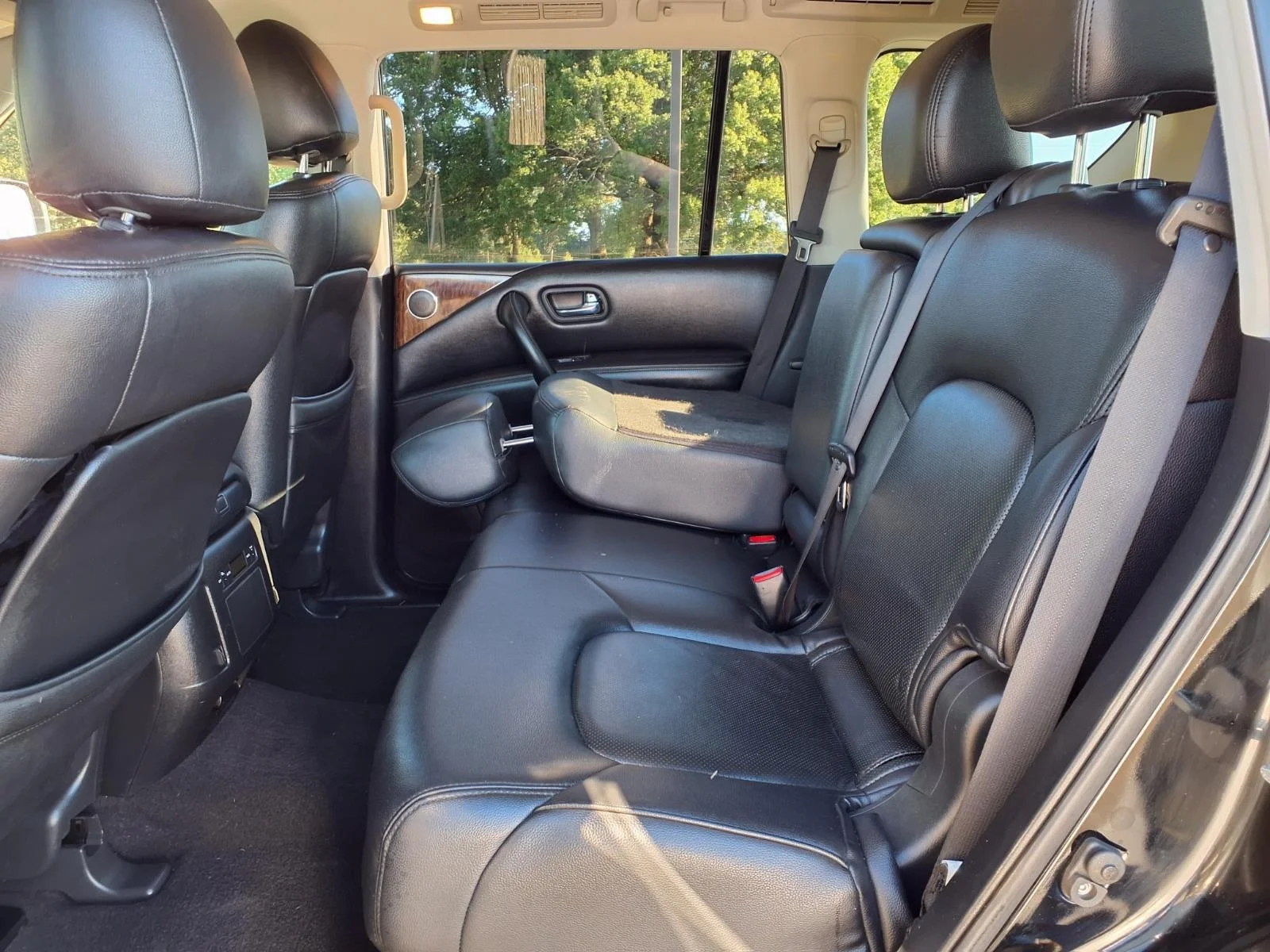 Used 2019 Super Black Nissan SV image 25