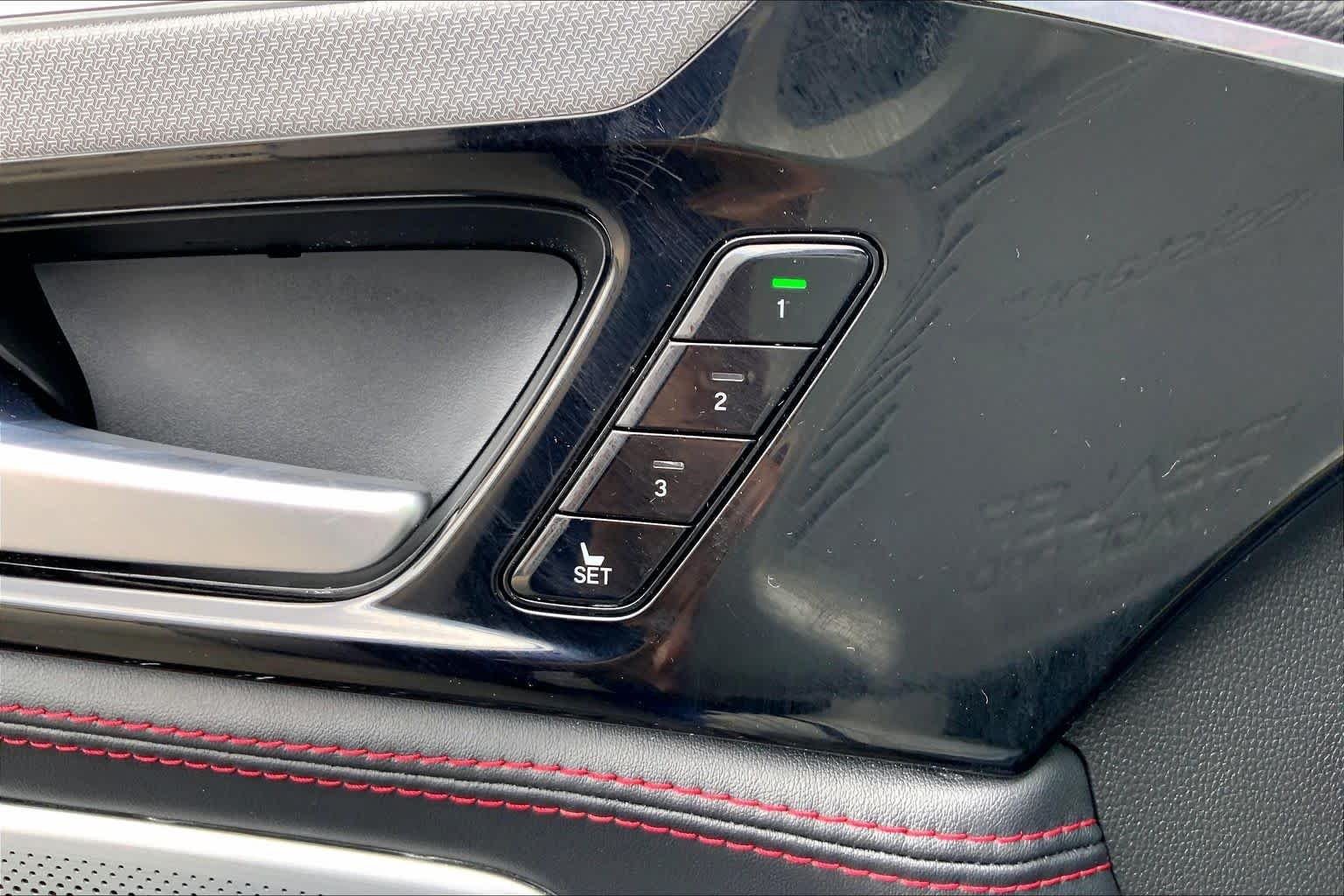 Used 2025 Apex Blue Pearl Acura w/A-Spec Advance Package image 33