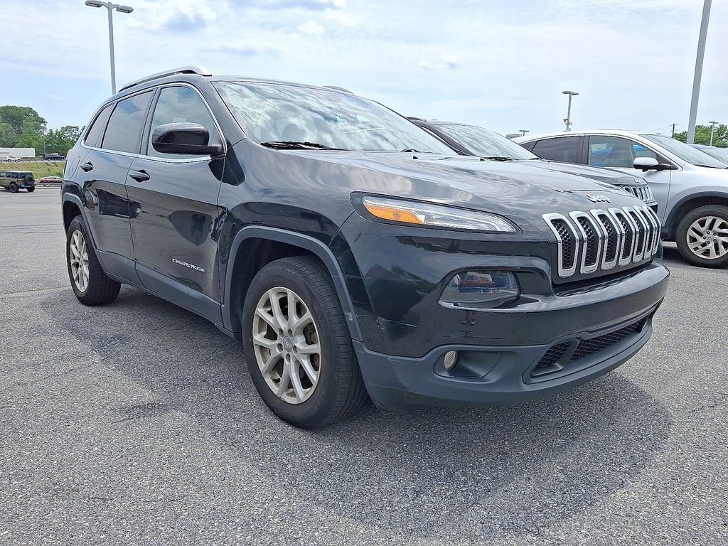 Used 2016 Black Jeep Latitude image 1