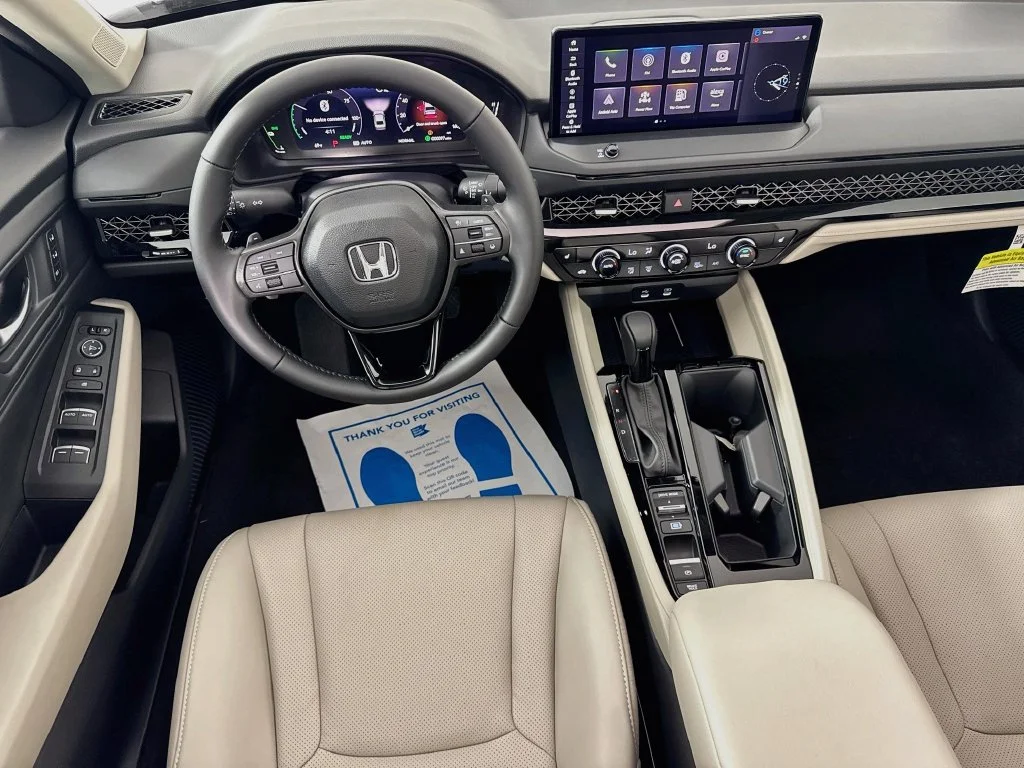 New 2026 Urban Gray Pearl Honda EX-L image 27