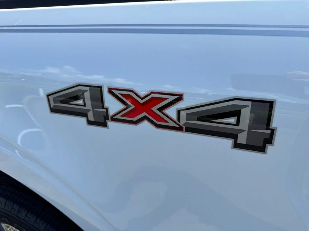 Used 2022 Oxford White Ford XLT image 12