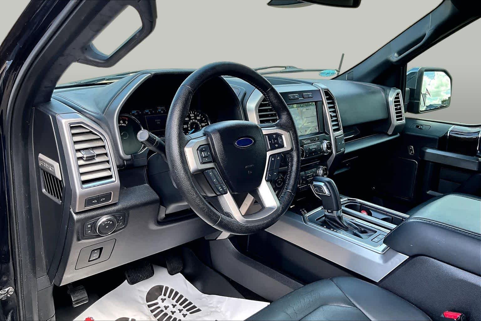 Used 2016 Shadow Black Ford Platinum image 18