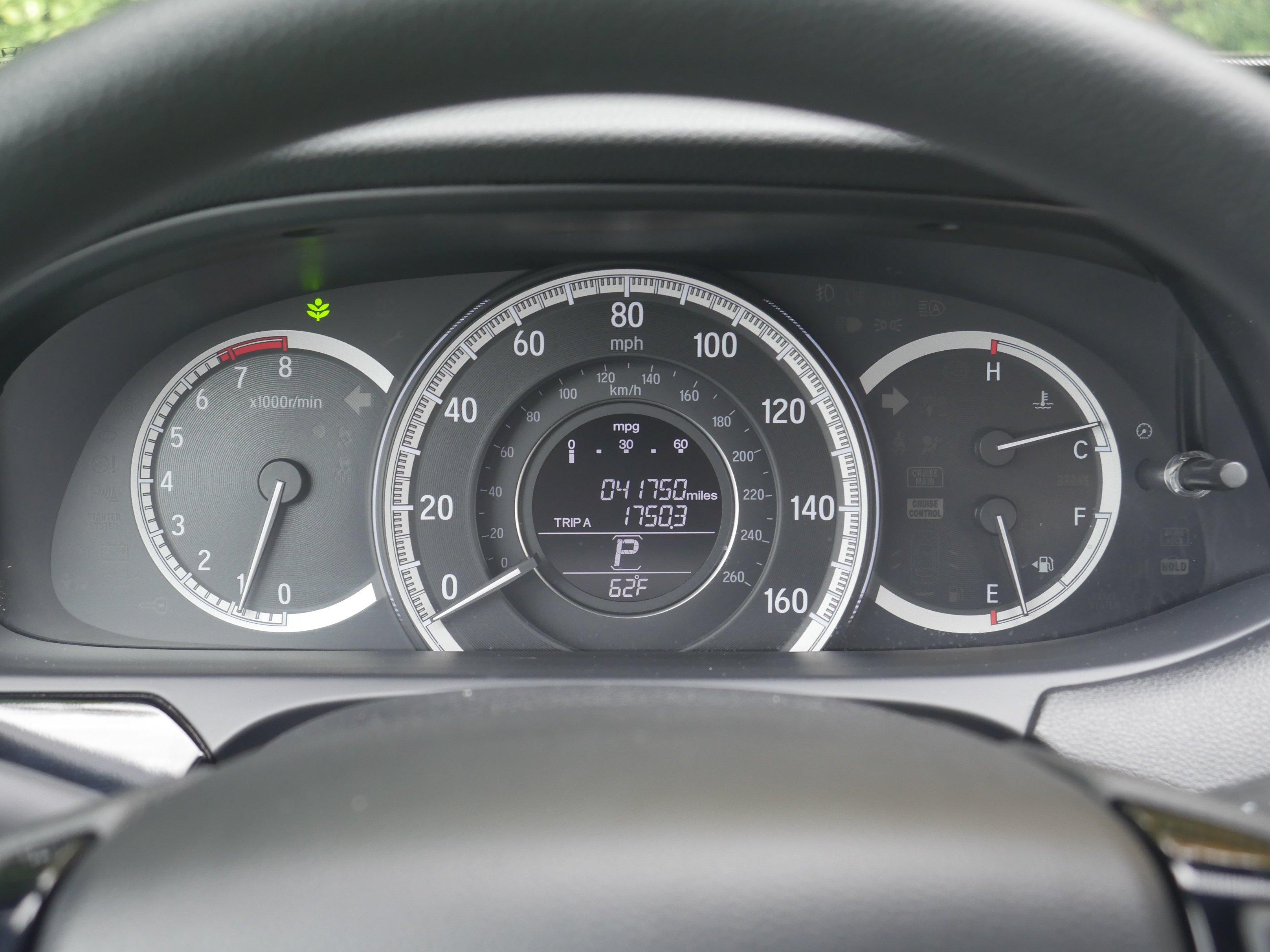 Used 2016 Modern Steel Metallic Honda LX image 7