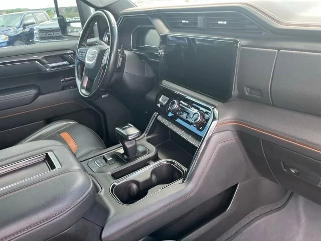 Used 2022 Onyx Black GMC AT4 image 29