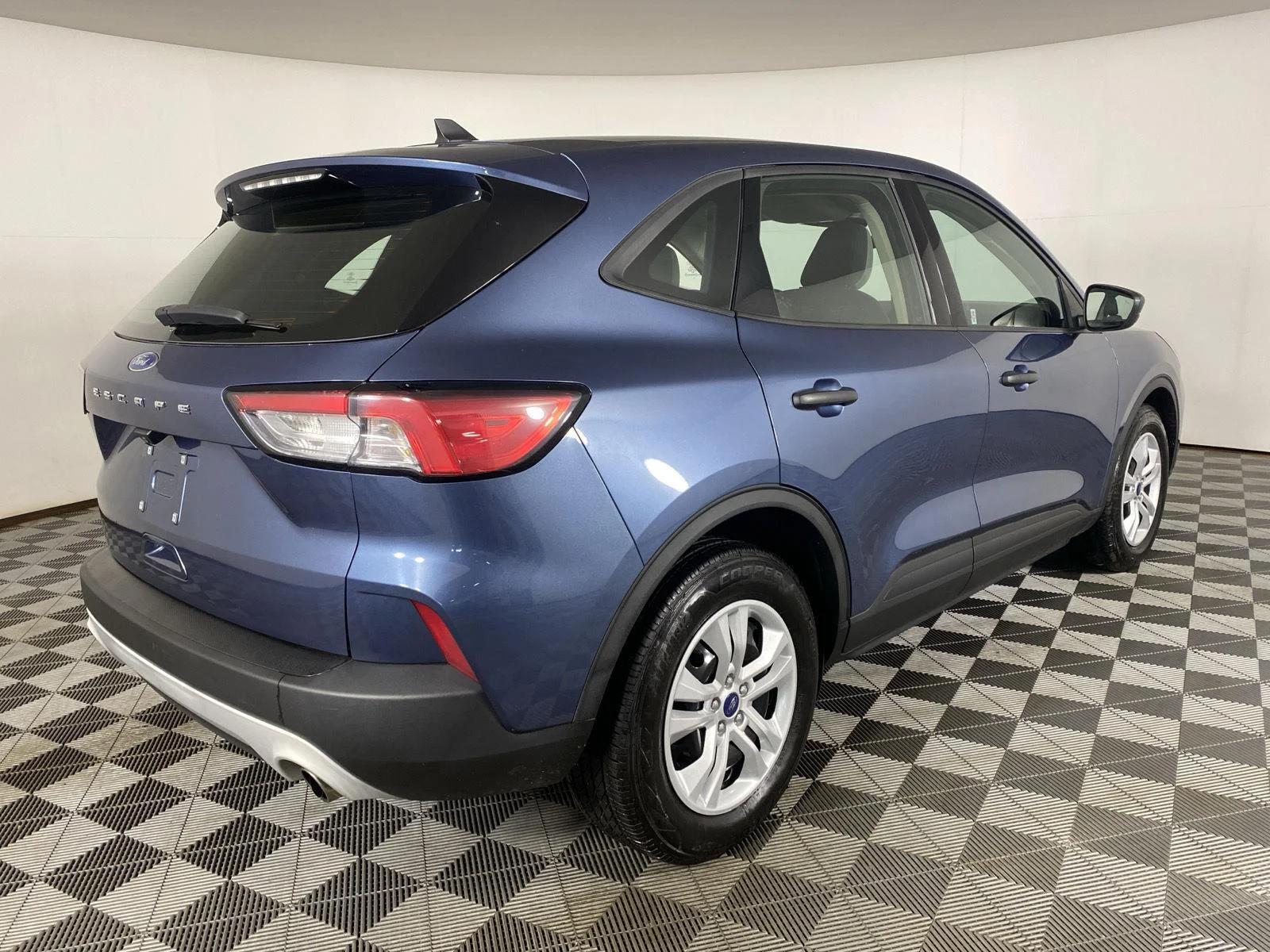 Used 2020 Blue Ford S image 17