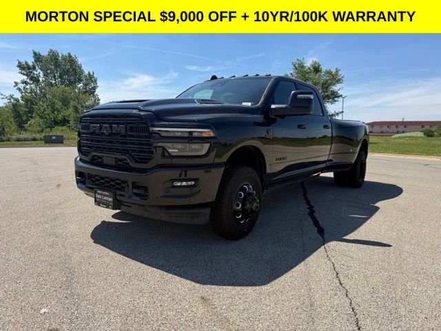 New 2026 Diamond Black Crystal Pearl-Coat Exterior Paint Ram Laramie image 3