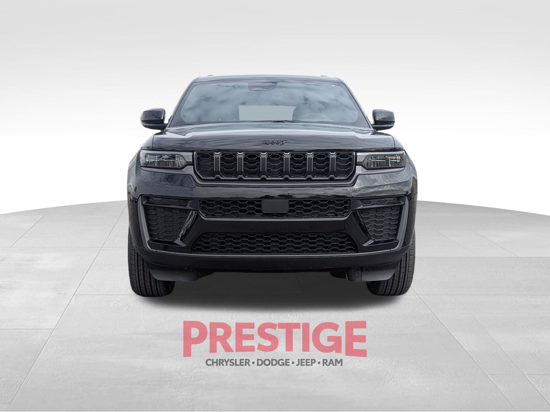 New 2026 Diamond Black Crystal Pearl-Coat Exterior Paint Jeep Altitude image 2