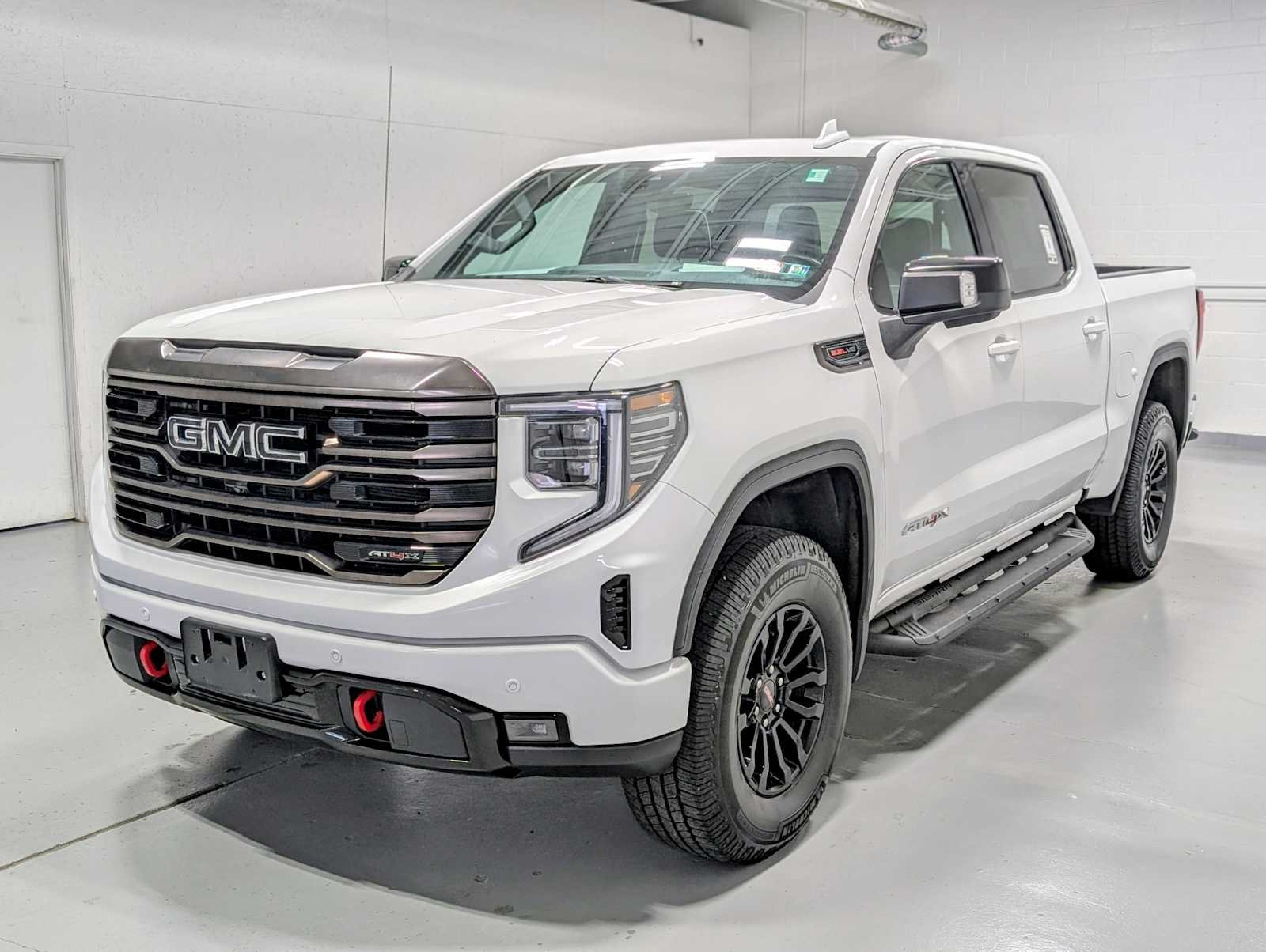Used 2022 SUMMIT WHITE GMC AT4X image 1