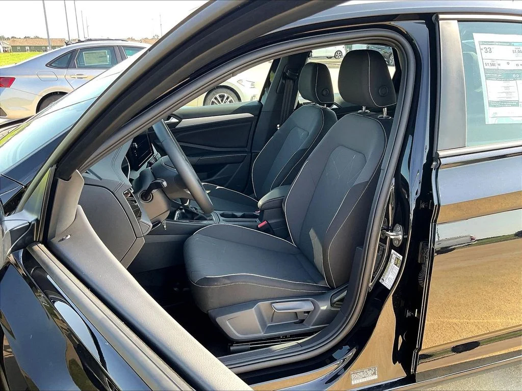 New 2026 Black Volkswagen 1.5T Sport image 11