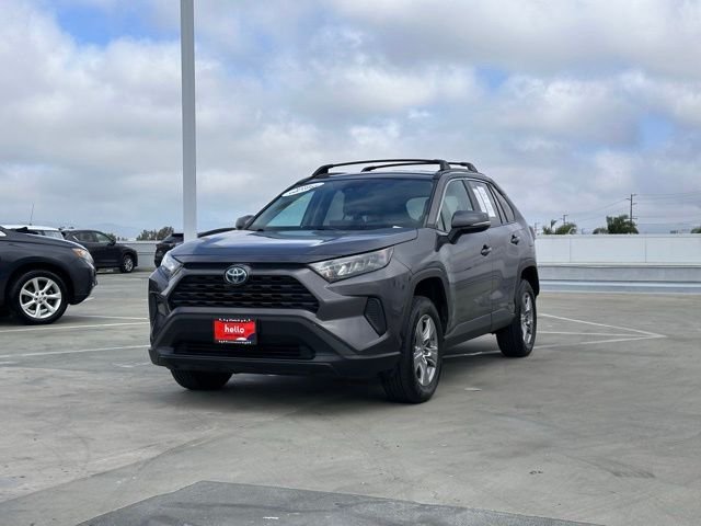 Used 2022 Magnetic Gray Metallic Toyota LE image 6