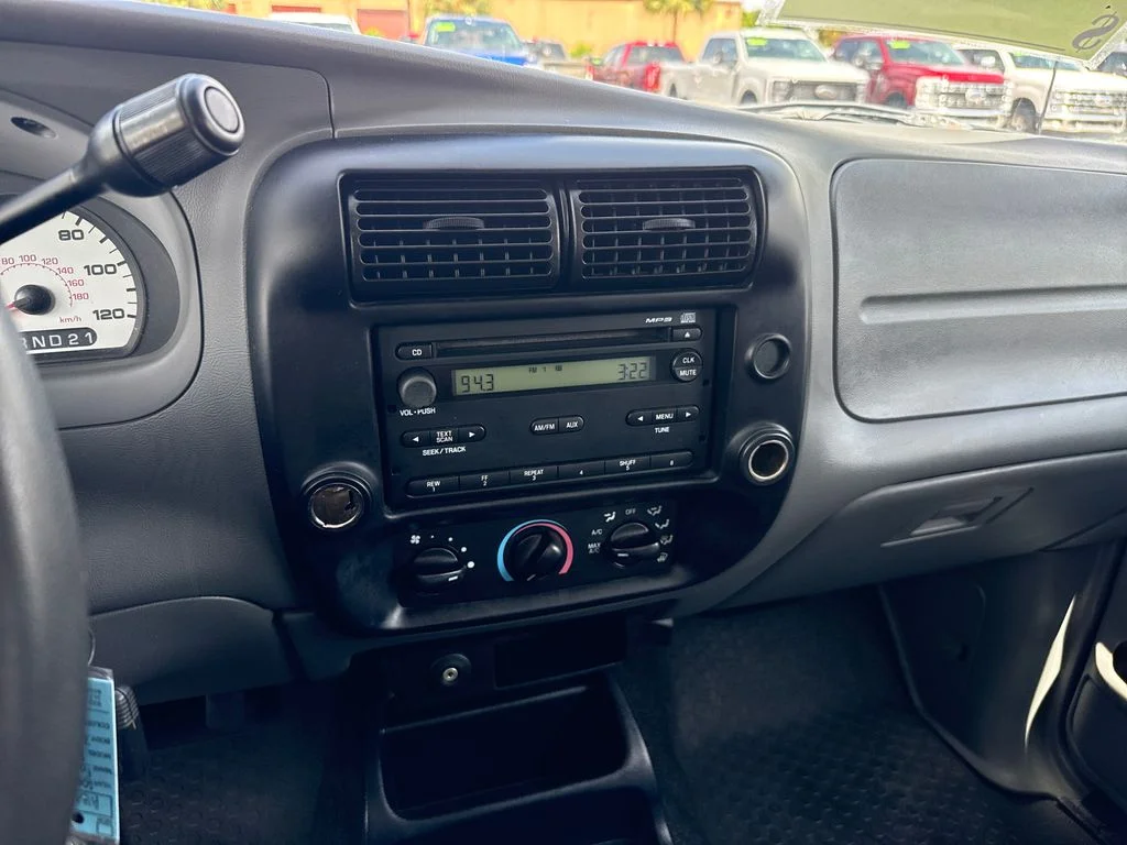 New 2008 Gray Ford Sport image 15