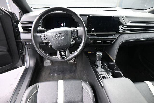 Used 2025  Toyota SE image 20