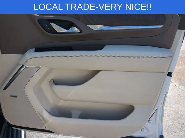 Used 2023 White GMC Denali image 43