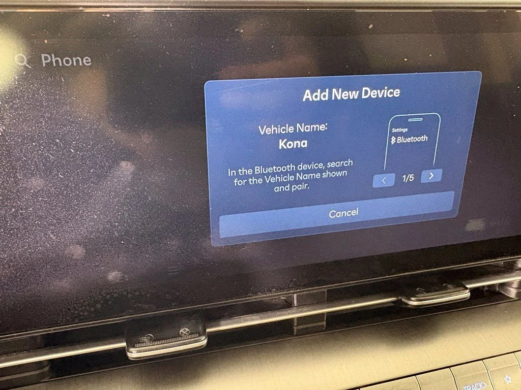 Used 2025 Red Hyundai SEL image 30