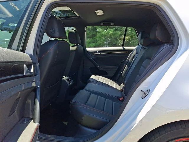 Used 2017 White Volkswagen  image 10