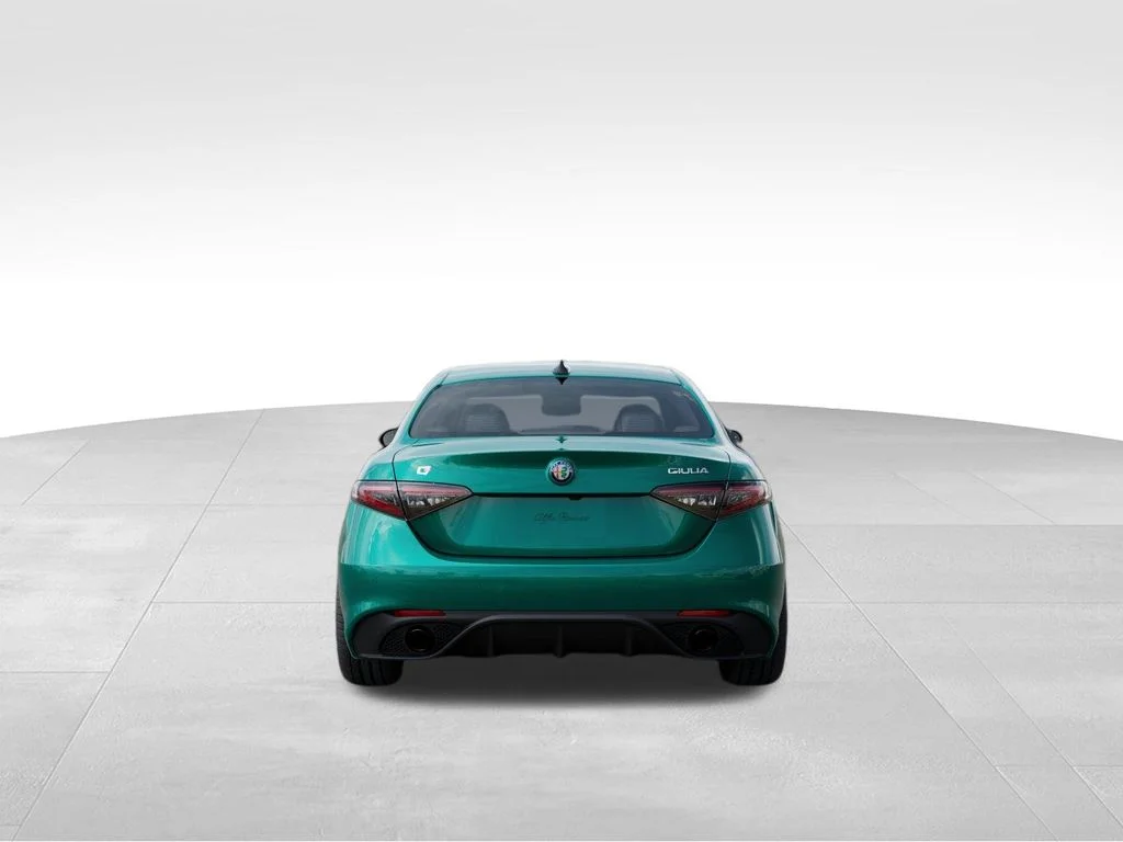 New 2025 Green Alfa Romeo Intensa image 8