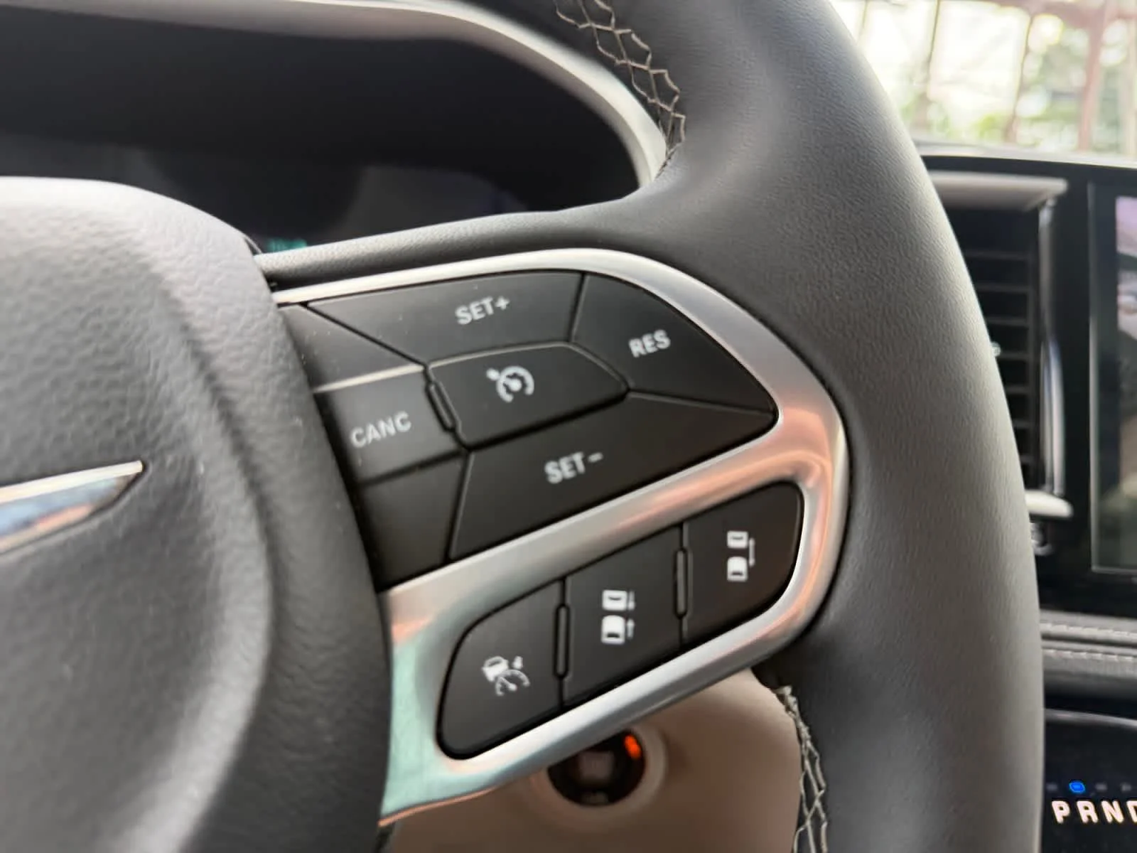 Used 2024 Fathom Blue Pearlcoat Chrysler Hybrid Select image 33