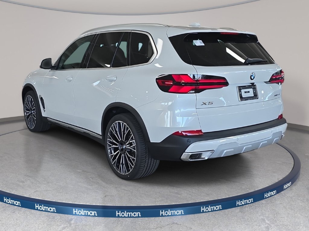 Certified Used 2026 Mineral White Metallic BMW sDrive40i image 6