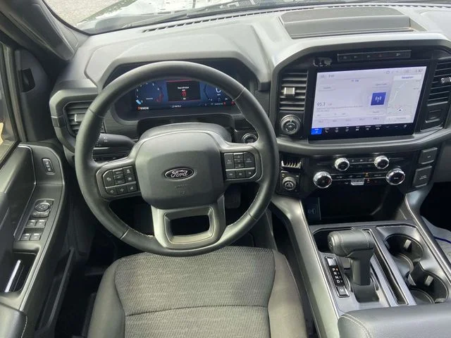 Used 2024 Black Ford XLT image 10