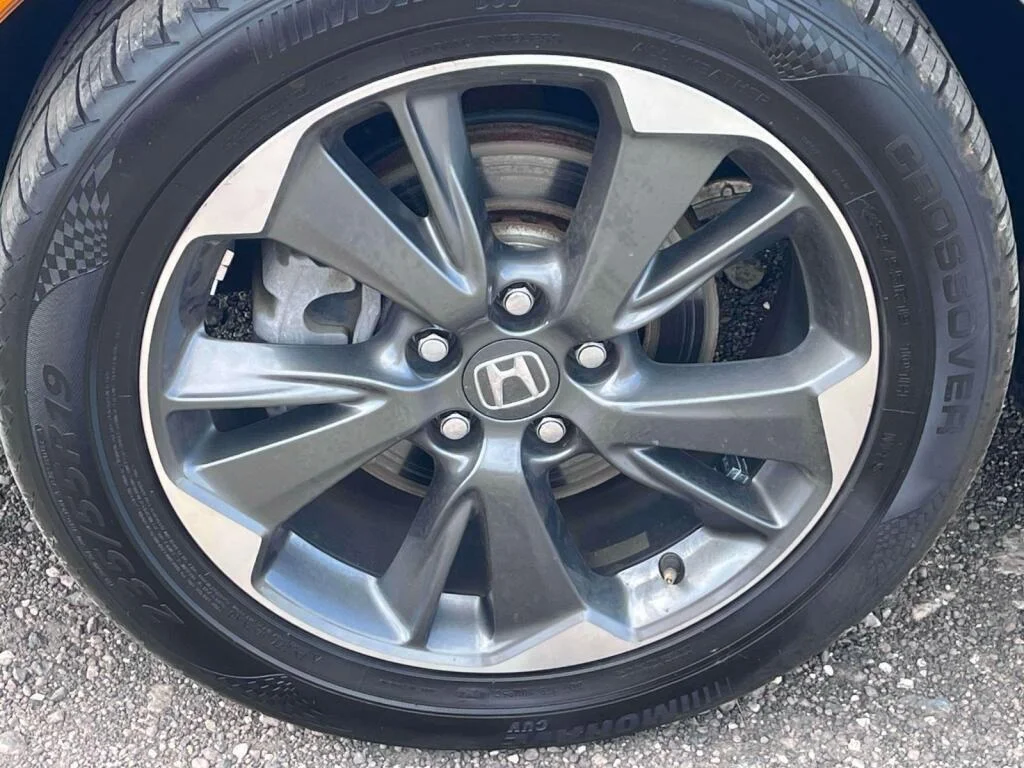 Used 2022 Lunar Silver Metallic Honda Elite image 14