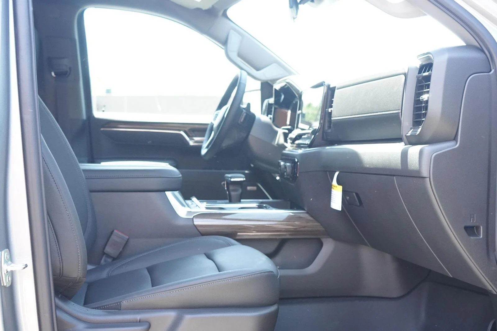 2026 Chevrolet Silverado 1500 LT Trail Boss - Photo 28