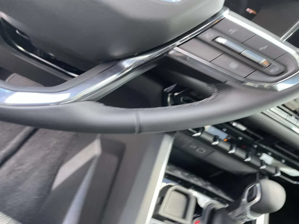 New 2026 Onyx Black GMC Elevation image 21