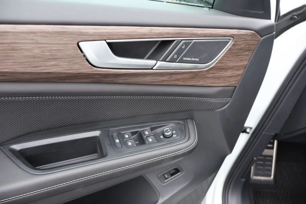 2026 Volkswagen Atlas SEL Premium R-Line - Photo 41